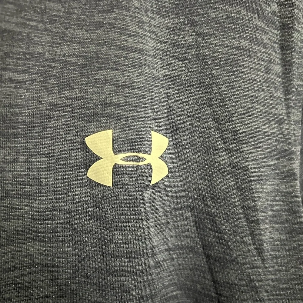 UNDER ARMOUR‎ Classic Athletic Heat Gear Dri Fit T Shirt Navy Blue Men's Size M